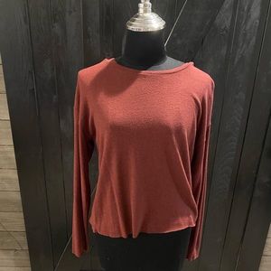 Forever 21 size small long sleeve burgundy shirt